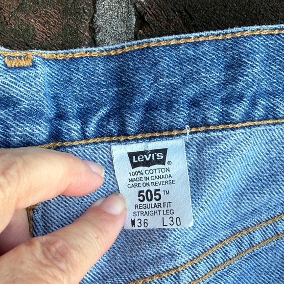 Levis "505" regular fit straight leg blue jeans size 36 X 30 - Picture 5 of 6